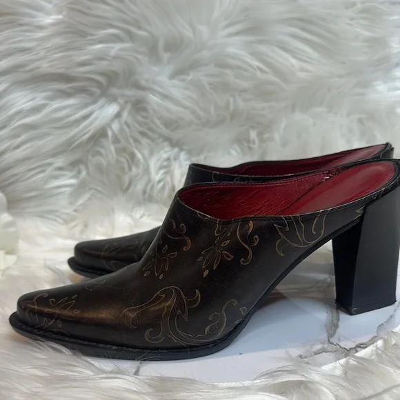 EUC Donald Pliner Perlie Italian Black Leather Embroidered Western Mules, 7.5M - Picture 6 of 14